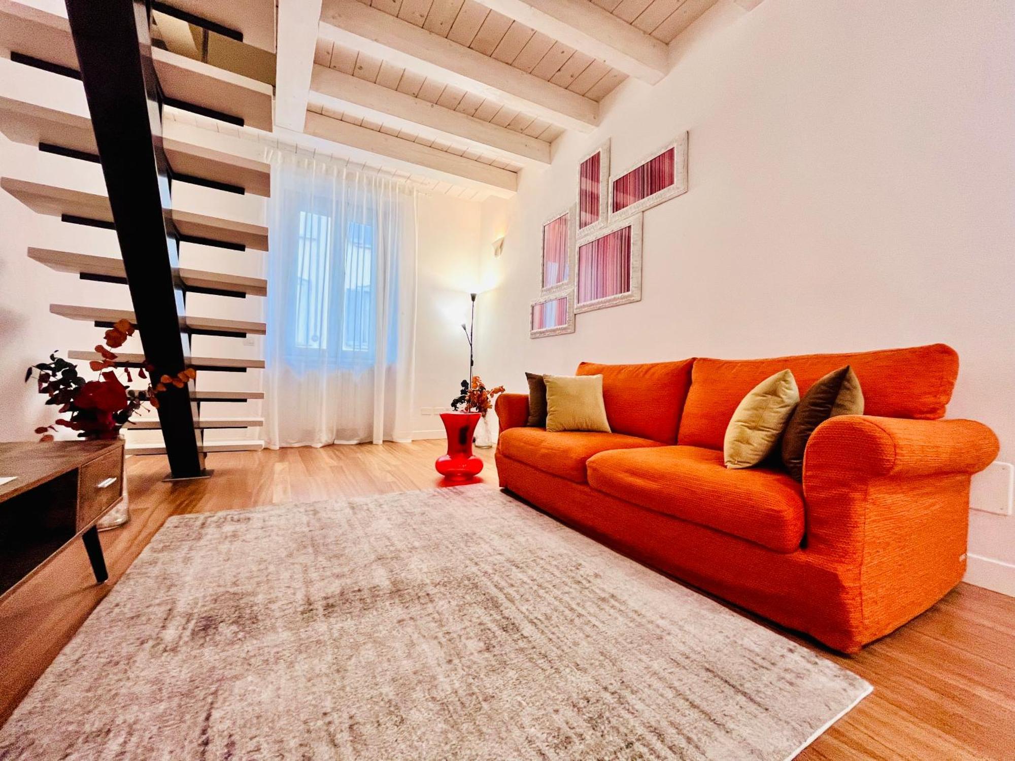 Riverside Loft Navigli - Spacious Two-Bedroom Apartment Milan Exterior photo