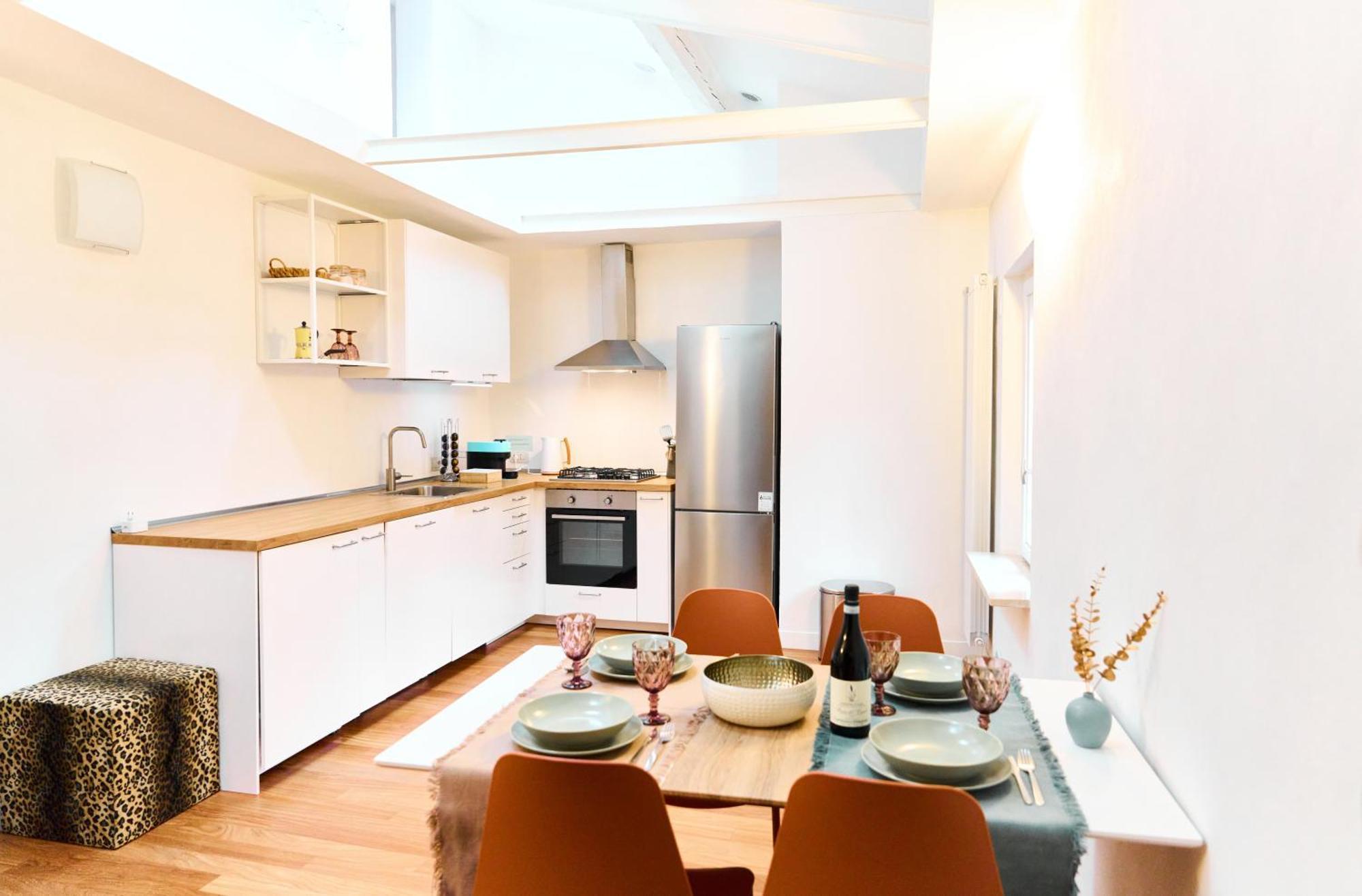 Riverside Loft Navigli - Spacious Two-Bedroom Apartment Milan Exterior photo